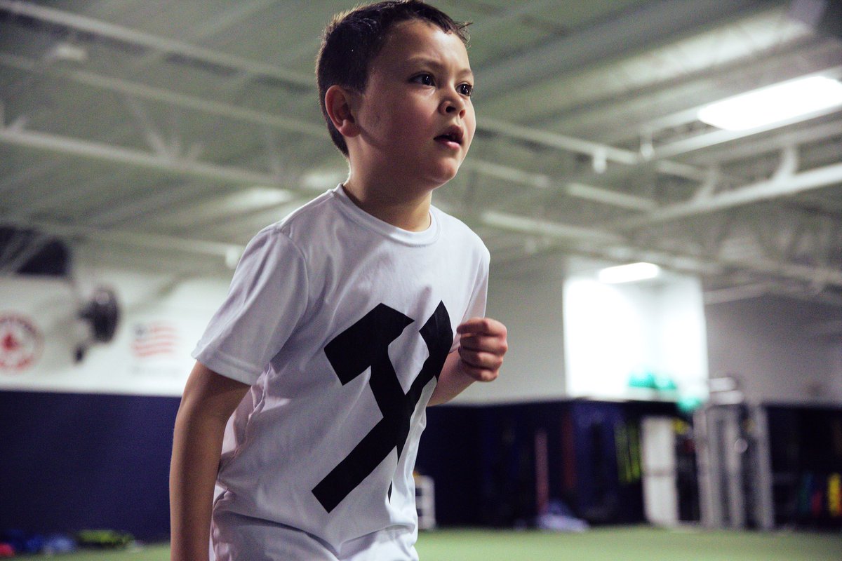 STARRPOWERENT's tweet photo. Check out the website we made for this youth #Boston #sports camp - https://t.co/xEvgCn5dSZ 🏆🏈
#YesWeMakeWebsites
#FullServiceProduction https://t.co/7R1BGgs7WY