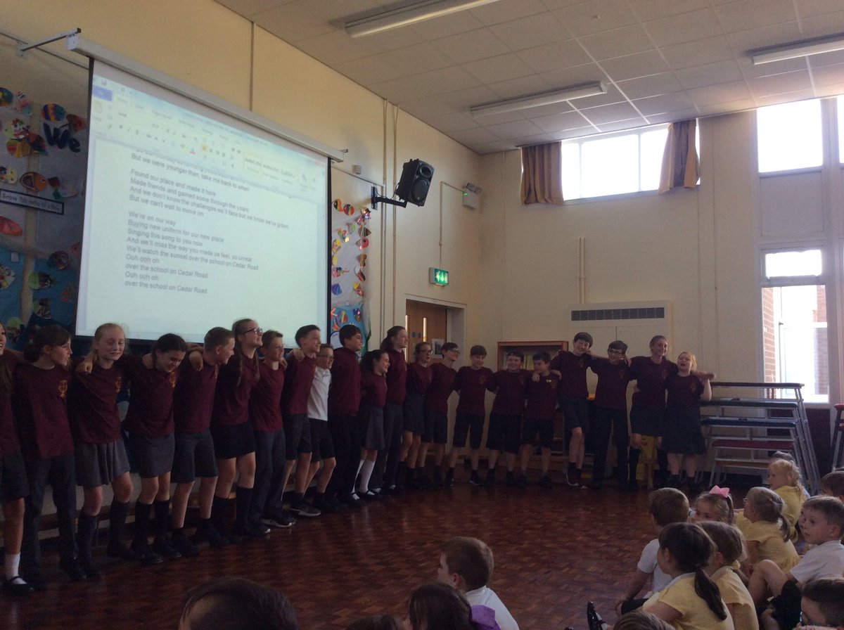 AllSaintsTraff's tweet image. So proud of our amazing Y6 class #finalassembly #goodbye #memories #followyourdreams 🌟🌟🌟👏🏼