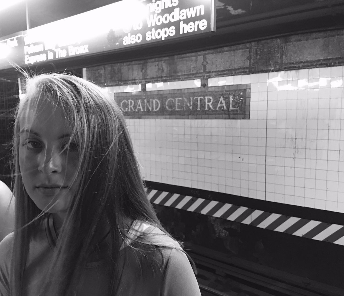 Nick_LoraWhite1's tweet photo. No expression. #NYC #sheisjustlikeme https://t.co/MXSNt8IqCt