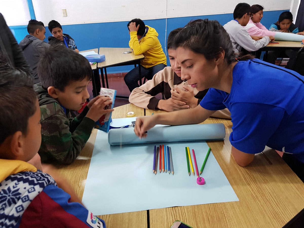 pablopableta's tweet photo. #TechCampX2017 en su primera semana de experiencia robótica #soyRobotiX @SoyRobotiX @piensaenrobot https://t.co/lpAqAhcGRE