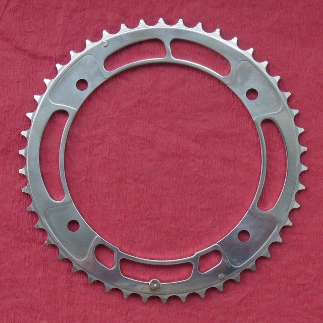 CTS_Chainrings's tweet photo. #CAMPAGNOLO カンパ4アーム用46Tインナー34T専用
サイトにUPしました MAGNOL9 #x145 宜しくお願いします❤️✌️
カンパと同寸法ですと無理がありチェンジが安定しないので若干の変更を加えました
https://t.co/ETYro0jc50 😊 https://t.co/Fn8Vbx0pxA
