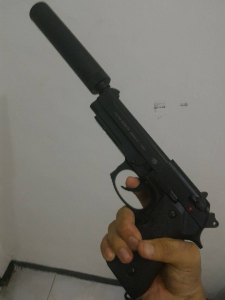 Mikhael_Y's tweet photo. Bang bang.. https://t.co/4MXT6tAbtC