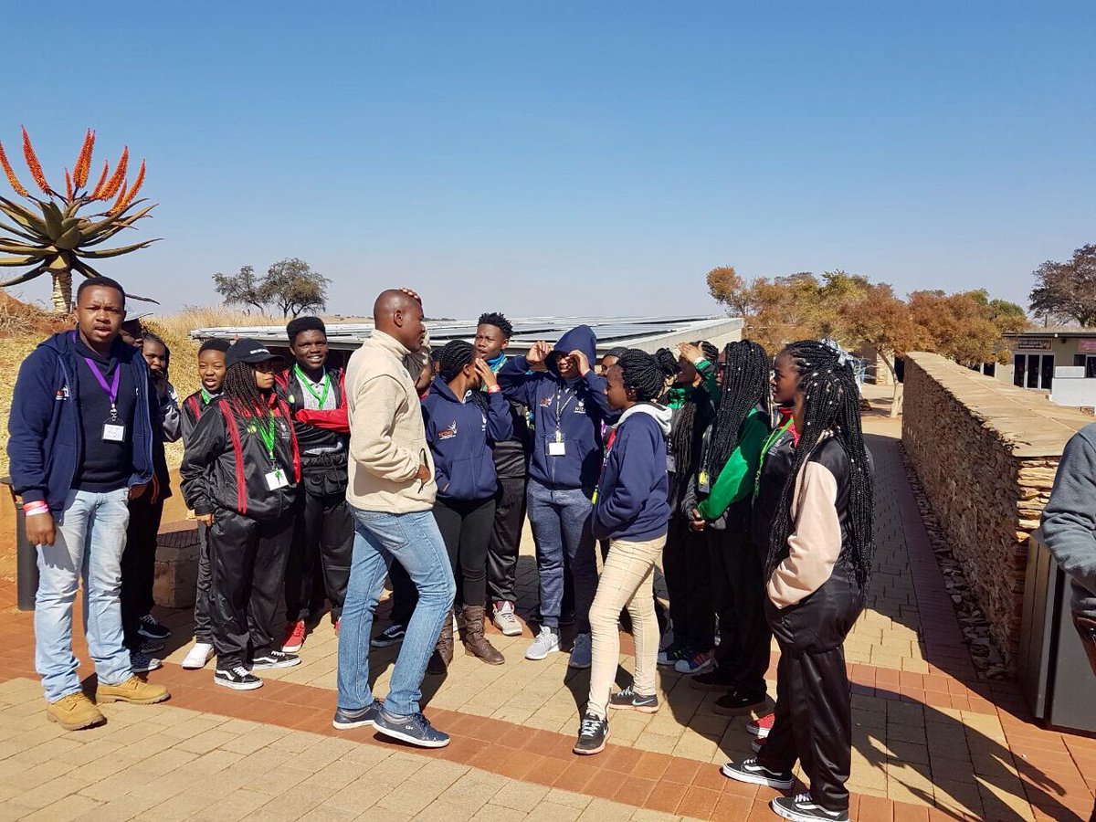 ttp_setmu's tweet photo. TTP 2017 Excursion to Maropeng and the Sterkfontein Caves 💎👍🏼
#TTP2017 https://t.co/416yOYFWIV