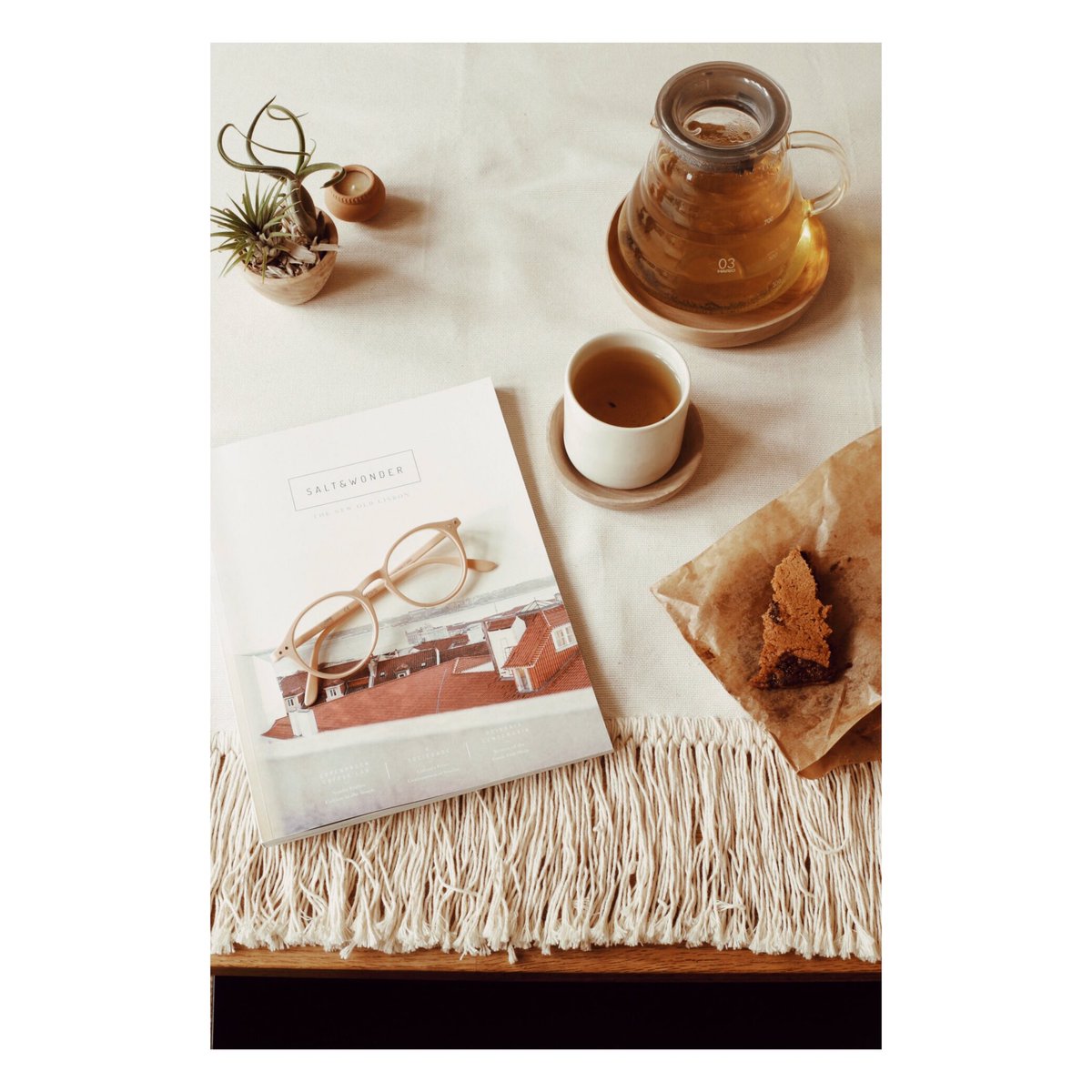 _Parigotte's tweet photo. Tuesday 5pm.⚡️
#stromlight #brighton #parigotte #organictea https://t.co/EmetdCyiog