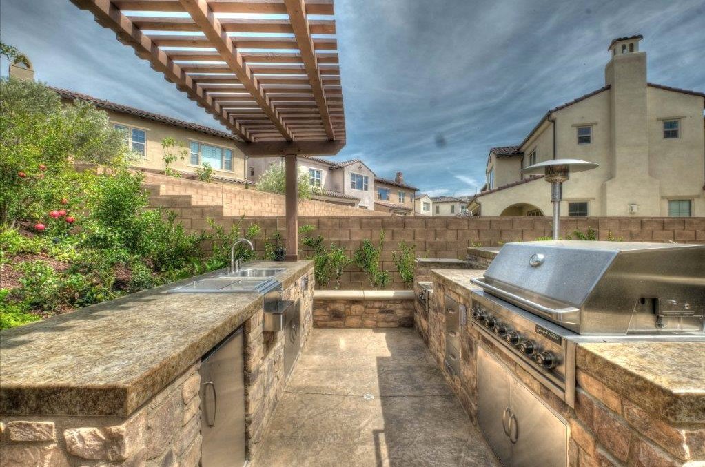 YourVillaMag's tweet photo. Sunset Outdoor Creations - https://t.co/TBrAMARkyz #swimmingpools #spas #backyardremodeling #patiocovers #customconcrete #bbs #firepits https://t.co/yQEyvFuG57