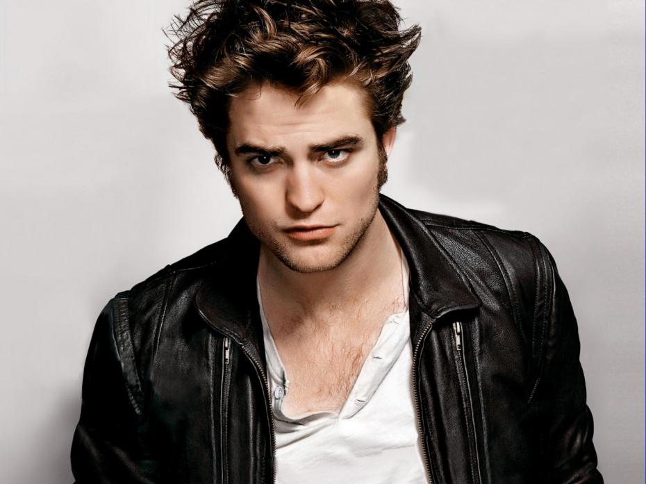 ApreciationTw's tweet photo. RT For Robert Pattinson 
LIKE For Nick Jonas https://t.co/tTnBen4RRn