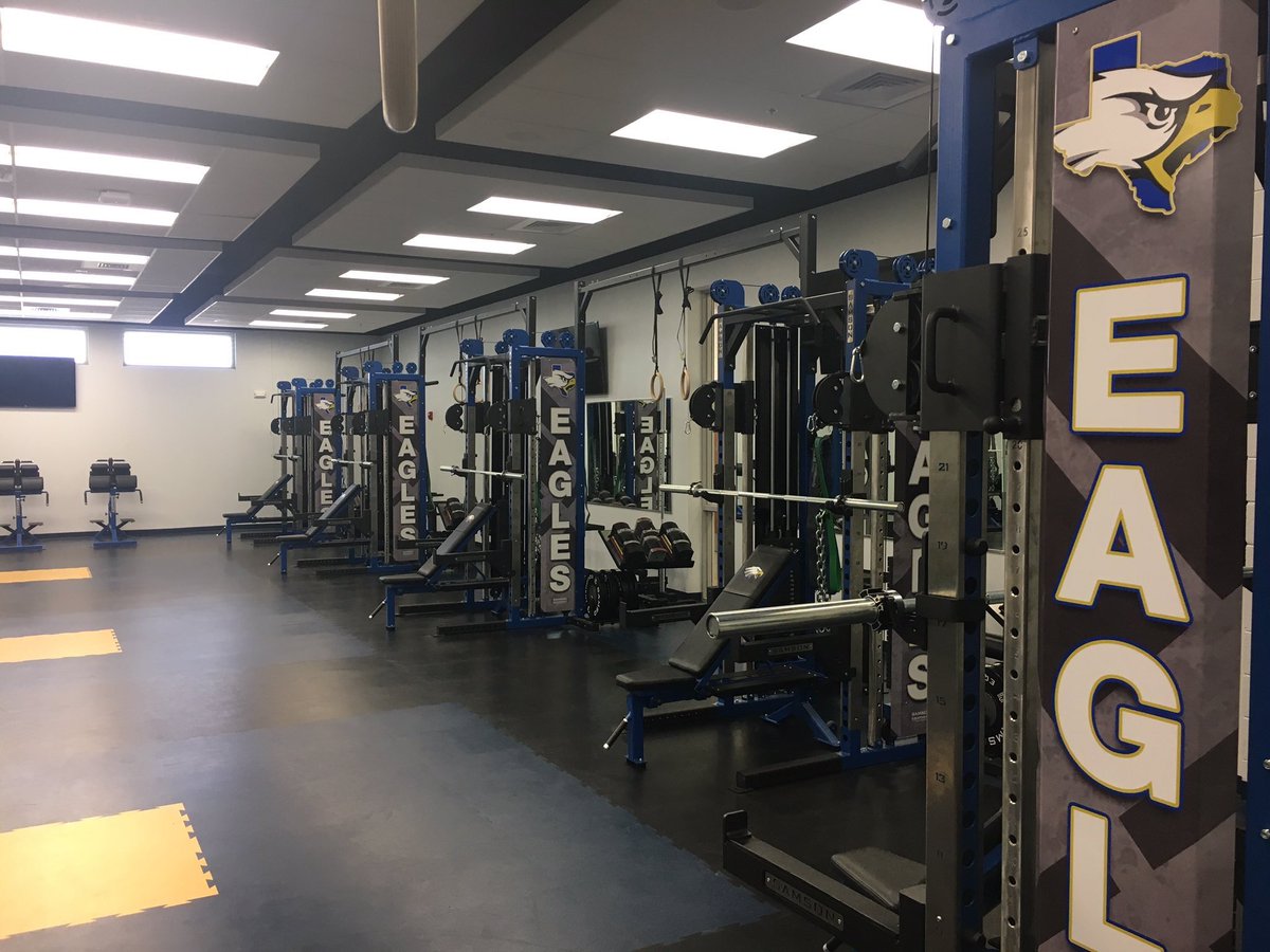 SAMSON_EQ's tweet photo. San Elizario HS just got some brand new, custom designed FTR Racks! #samsonstrong #fitness #olympiclifting #custom #innovation https://t.co/l3k2VSISI6