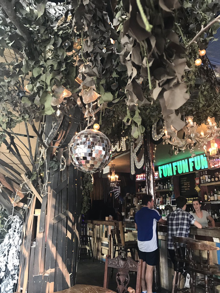 Lee Rogers tweet media