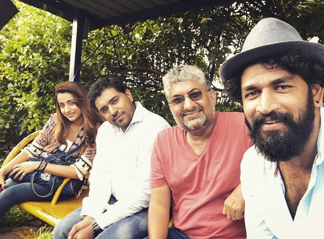 DFBBDiWXoAAjEZI?format=jpg&name=medium