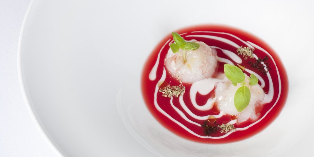 Celebrity chef <a href="/ChefPerbellini/">Giancarlo Perbellini</a> #dinner with #wine tasting in Montone promises to be an unforgettable evening buff.ly/2u48Gdu