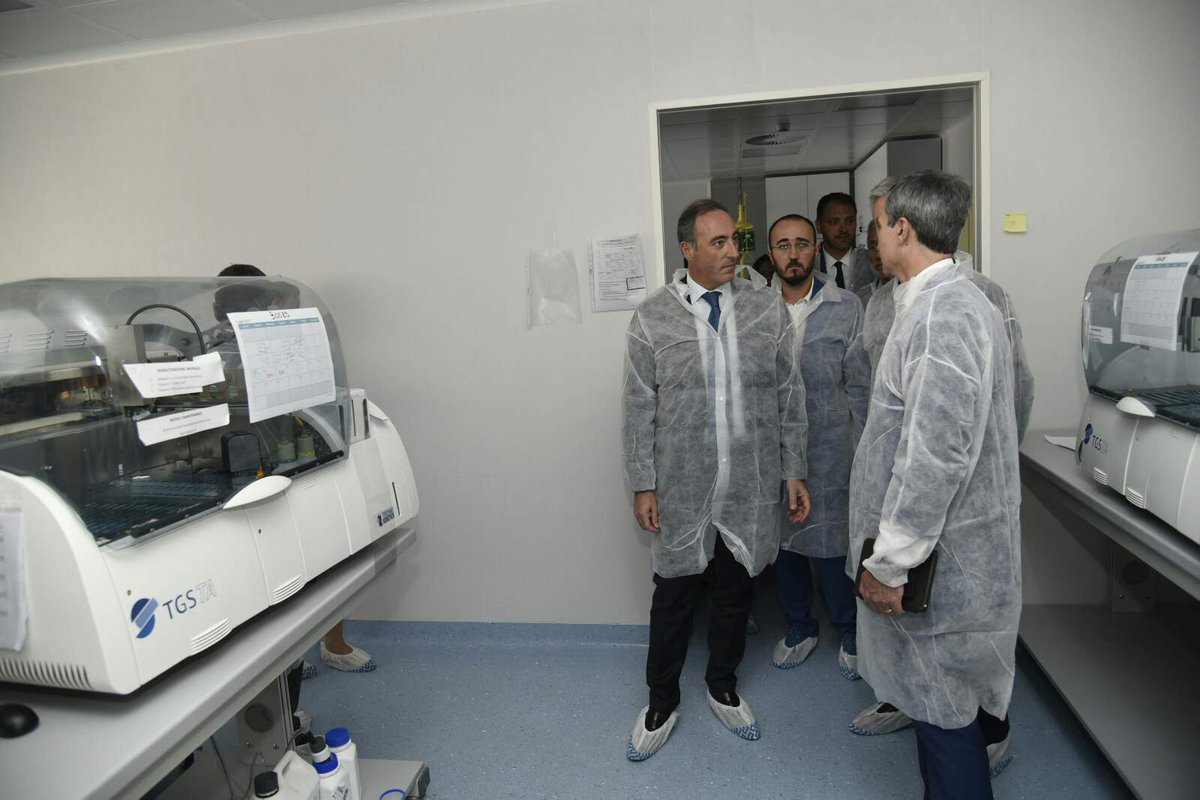 RegLombardia's tweet photo. #LNews ass. #Welfare @GiulioGallera a inaugurazione impianto #ricerca #TechnoGenetics, #Lodi, @RobertoMaroni_ https://t.co/j0ZIWMXrpT