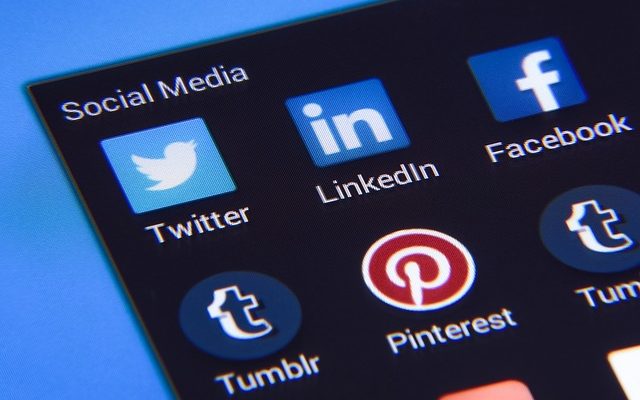 DayTranslations's tweet photo. EU Bans Employers from Checking Job Applicants’ Online Accounts https://t.co/u0ZCezsmOE #World #Article29WorkingParty #Trends https://t.co/jz0jS6EQCn
