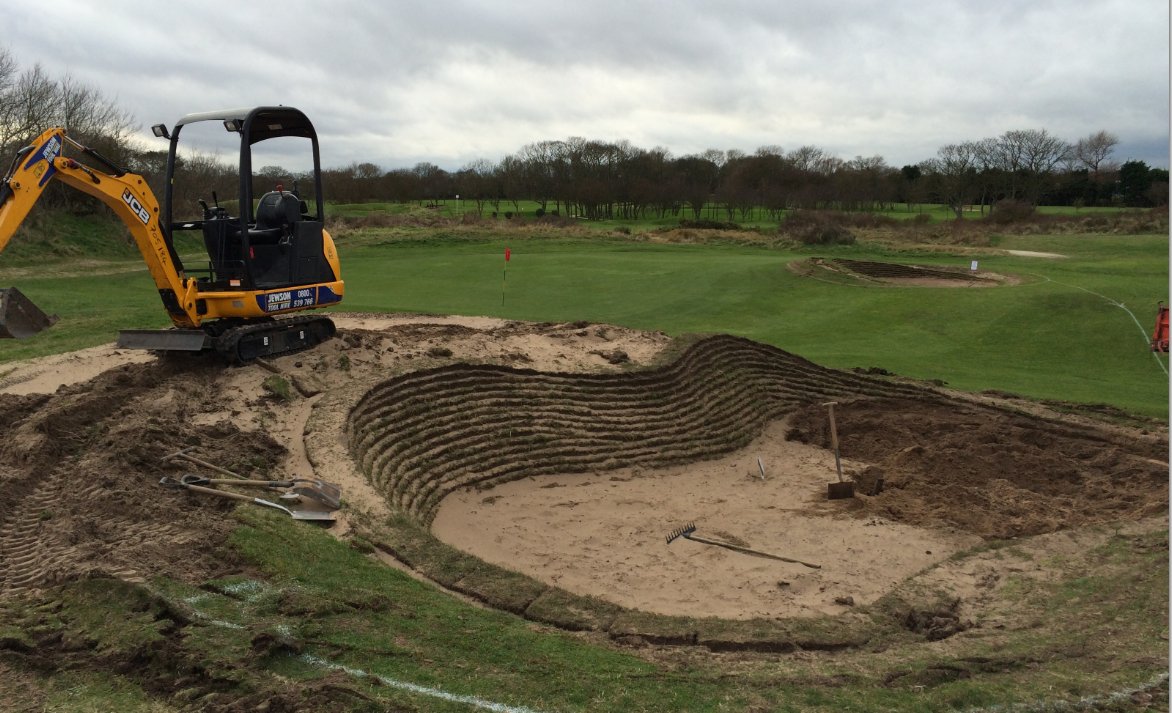 SkyCaddieSteve's tweet photo. Your Club planning course changes for the 2018 ? , this is the best time to inform @SkyCaddie , better still at planning #proactiveupdating https://t.co/Y6Hrr5sOby