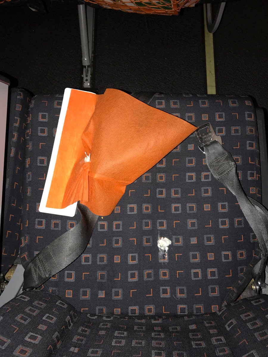 hmx500's tweet photo. @easyJet #easyjet Thanks for not cleaning seats between flights - Perhaps using the Flight Attendants as Cleaners is not ideal. #ryanair https://t.co/5Rc441o7AJ