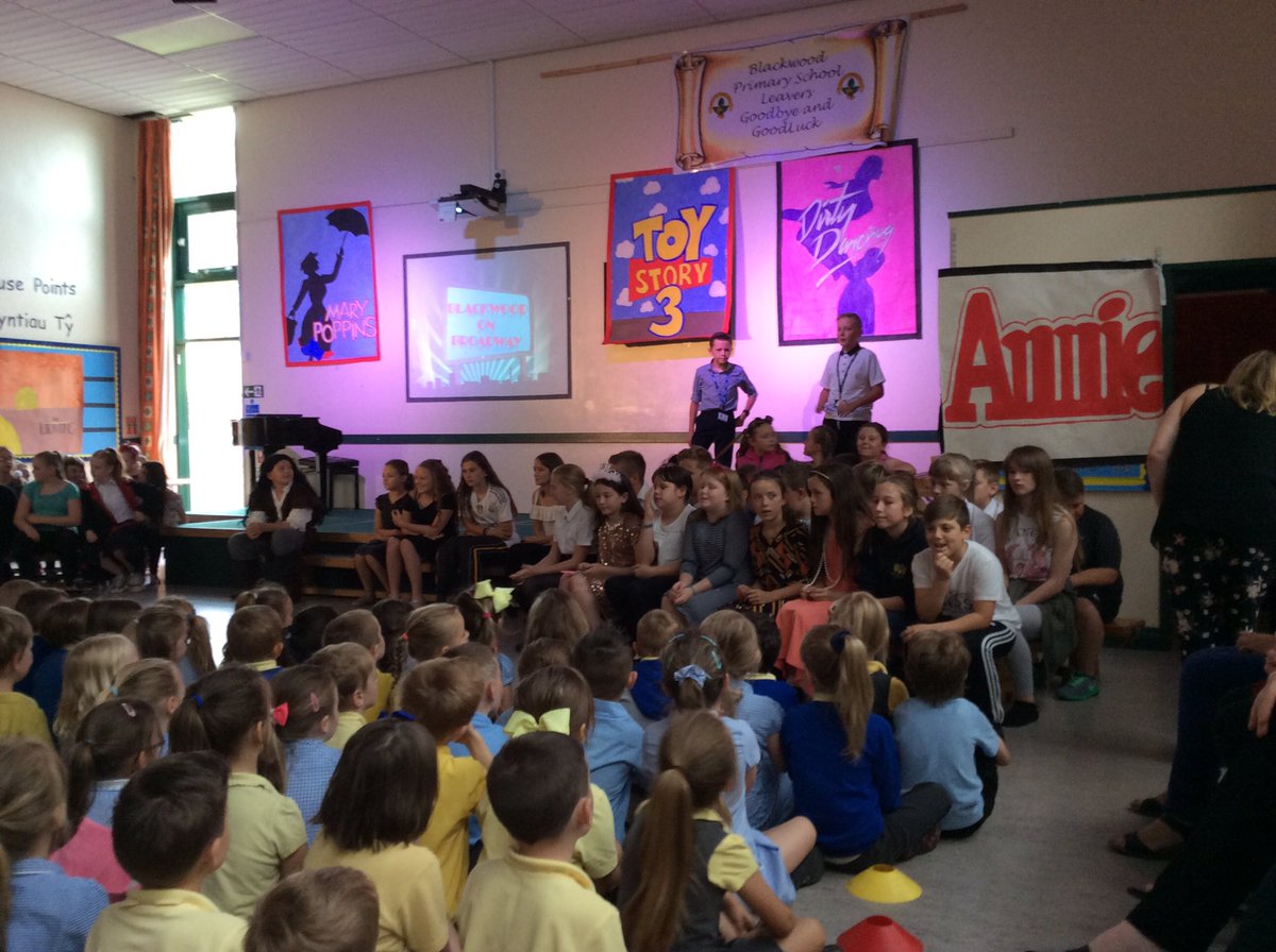 YearFourBPS's tweet photo. A fantastic @YearSixBPS Leavers concert😂 plenty of laughter and tears! 😢 #mrtproduction https://t.co/Fb5hOtRJXA