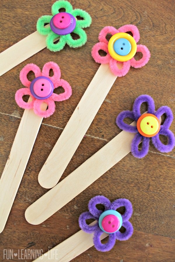 funlearninglife's tweet photo. Flower Bookmark #Craft, Colorful Way To Encourage Reading! (Sponsored) @CraftPrjctIdeas #CraftProjectIdeas #Giveaway https://t.co/QpCibMbsD7 https://t.co/7iiaQs1wLD