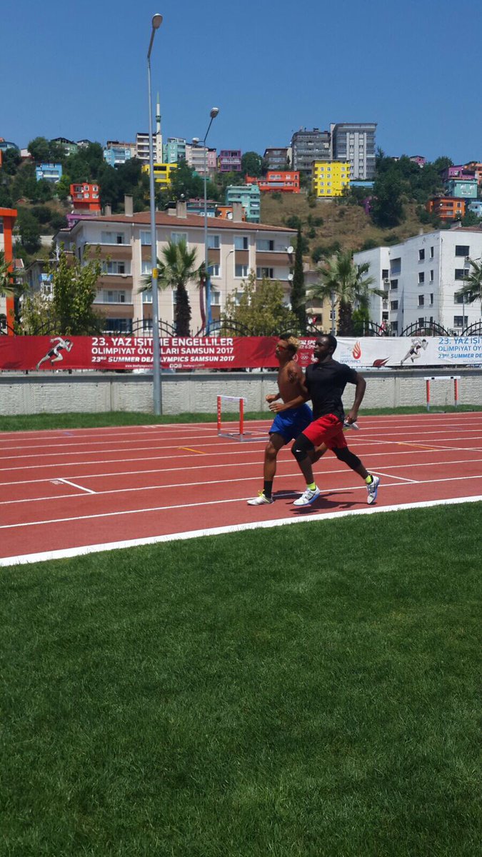 Deaflympics2017's tweet photo. Malezya, Kenya, Rusya ve Ekvator Atletizm antrenmanları için İlkadım Atletizm Stadında! 🇲🇾 🇰🇪 🇷🇺 🇪🇨🤸🏽‍♂️ https://t.co/5uhCeP0hzE