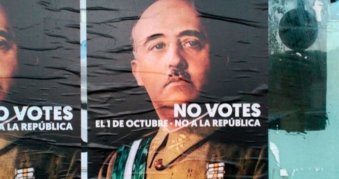 Vixente_Rojo's tweet photo. Los fascistas d las CUP ponen carteles con la cara d Franco,dales en la bocaza y el 1-O no les legitimes.Fuera fascistas de la #uab #foracup https://t.co/t103hdRY3c