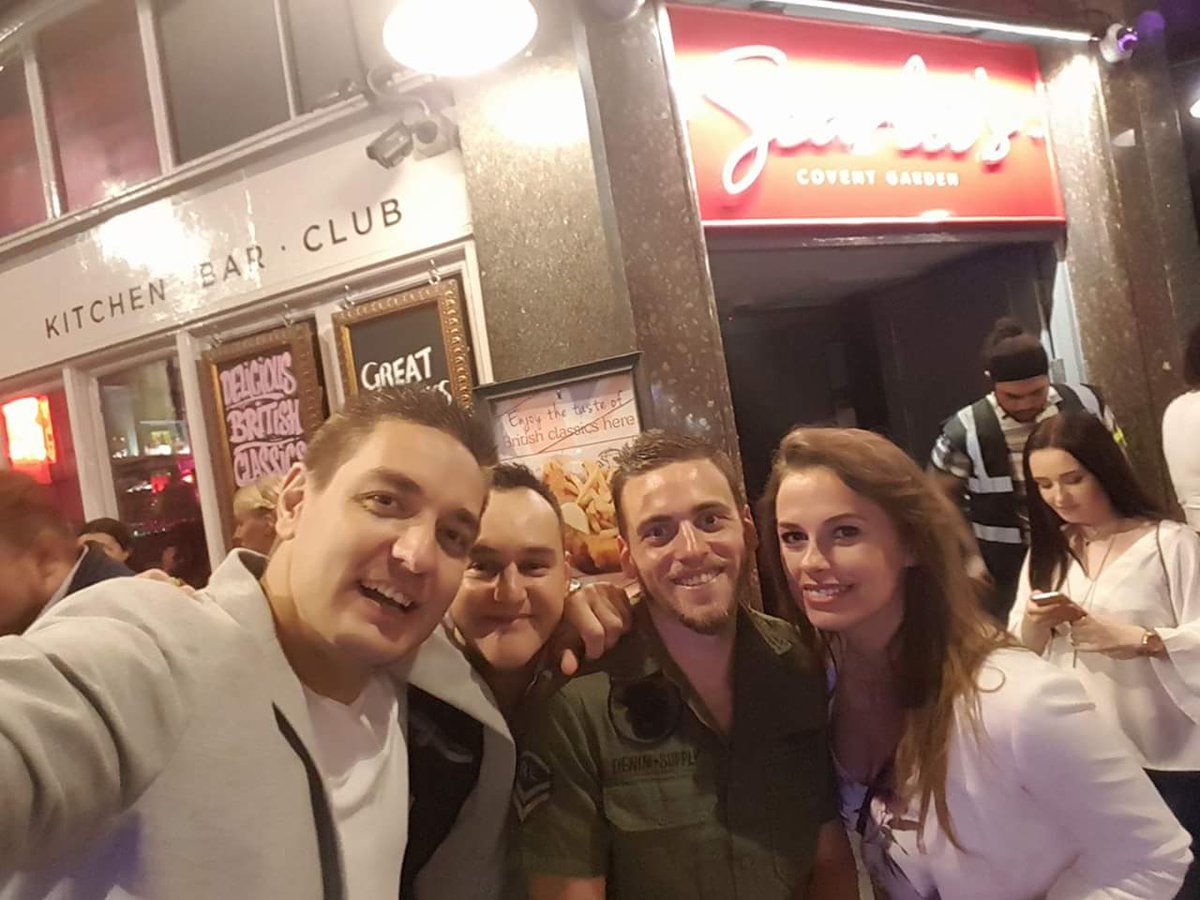 DeejayteeLDN's tweet photo. @valuemytimecouk #valuemytime.Co.Uk 
Up central avoiding the crowds https://t.co/EsZ7USxQhG