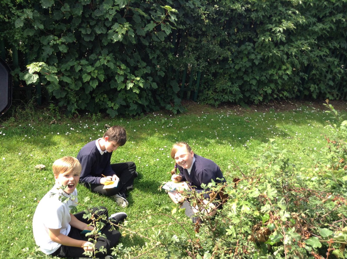 PFPSMissBirchal's tweet photo. What a wonderful morning in the Prince's Garden for peaceful reflection @PFPSMrsWhit @PrincesTrust https://t.co/KYOn8pAKCJ