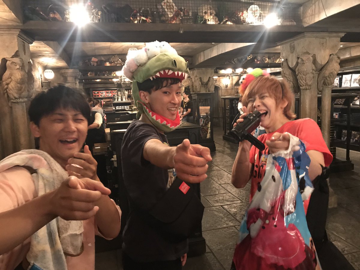 TO_TETSUYA's tweet photo. ユニバ楽しすぎたよぉぉぉ！！！
今日ユニバにいた人の中で上位1割には確実に入るくらい楽しんだよぉぉぉ！！！ https://t.co/ar4EHaiytV
