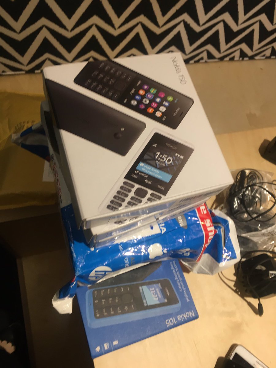Packing up phones to be sent off to the people who need them the most #refugeePhones ❤️📲