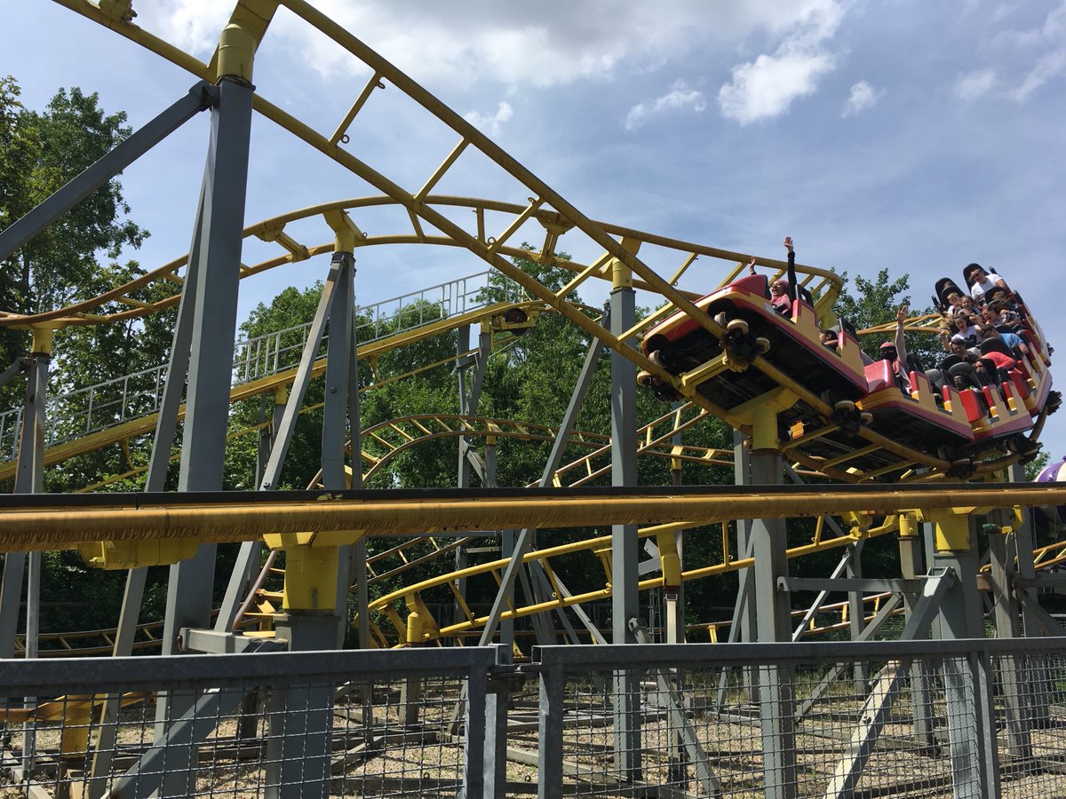 olive_hackney's tweet photo. Woo hoo! #gulliversfun. Year 2 are having a thrilling time! π’π‘π https://t.co/F3WnlQ6MLz