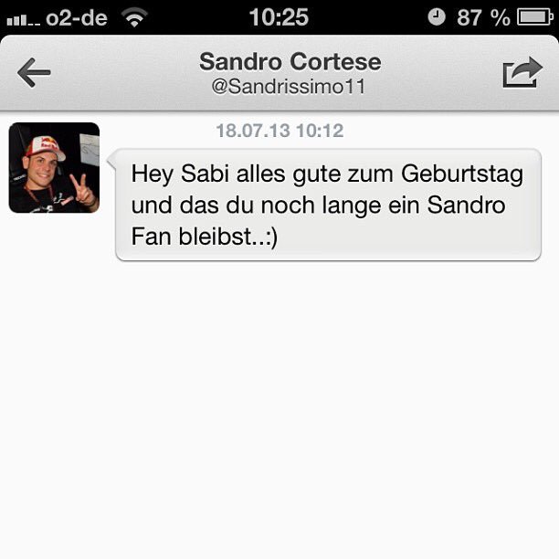 Sabi__w's tweet photo. 4 jahre her aber noch treu geblieben! #always11 @Sandrissimo11 Happy Birtday to me #birthdaygirl https://t.co/yTNXulTJyF