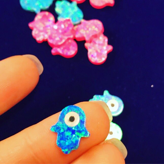 hamidgroupsal's tweet photo. Back in #stock, #opal #pendants #jewelry #handmade #accessories #finejewelry #gold #silver https://t.co/1Pwo2zaoTh