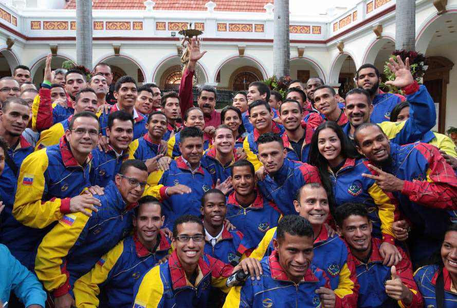 pinfantea's tweet photo. ¡Vamos Campeones! Esta tarde arranca la Inauguración de los Juegos Sordolímpicos Turkía2017 donde nuestra muchachada nos llenará de ORGULLO https://t.co/Zsq92tjboM