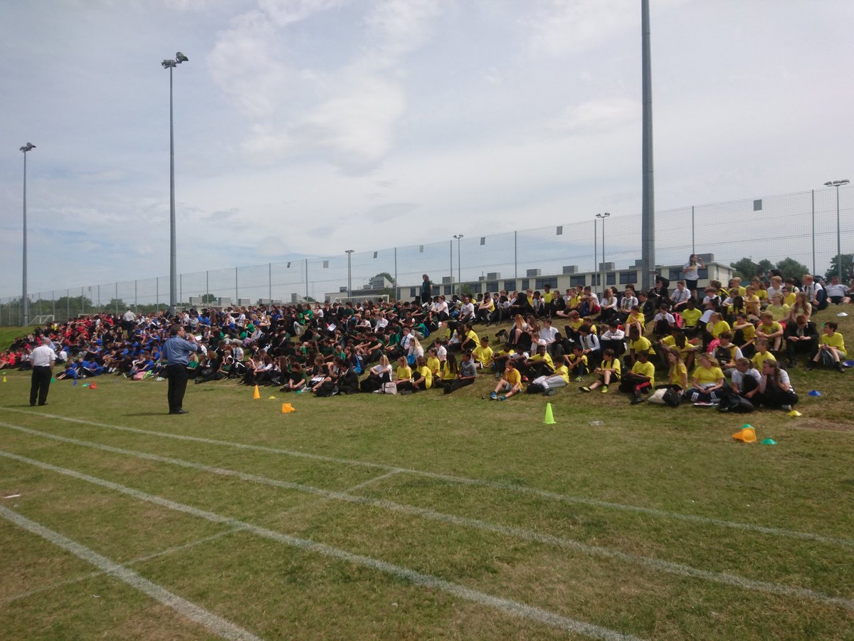 DanPitt03's tweet photo. @OrchardSB Orchard school sports day https://t.co/ytf2bDNk6L