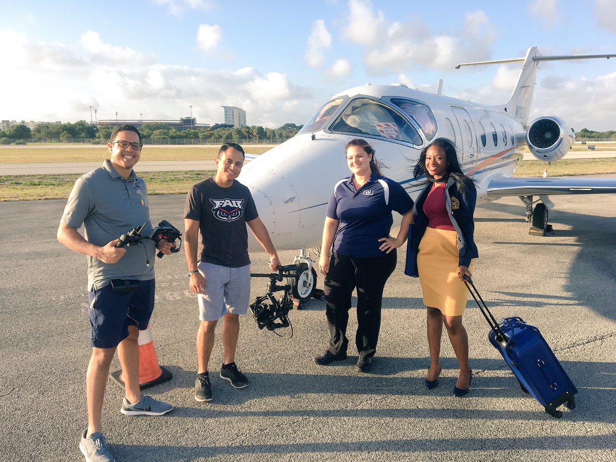 TheEditGal's tweet photo. Sometimes you need an airplane for a shoot #latergram #ballastatus https://t.co/PxObFWzTMb