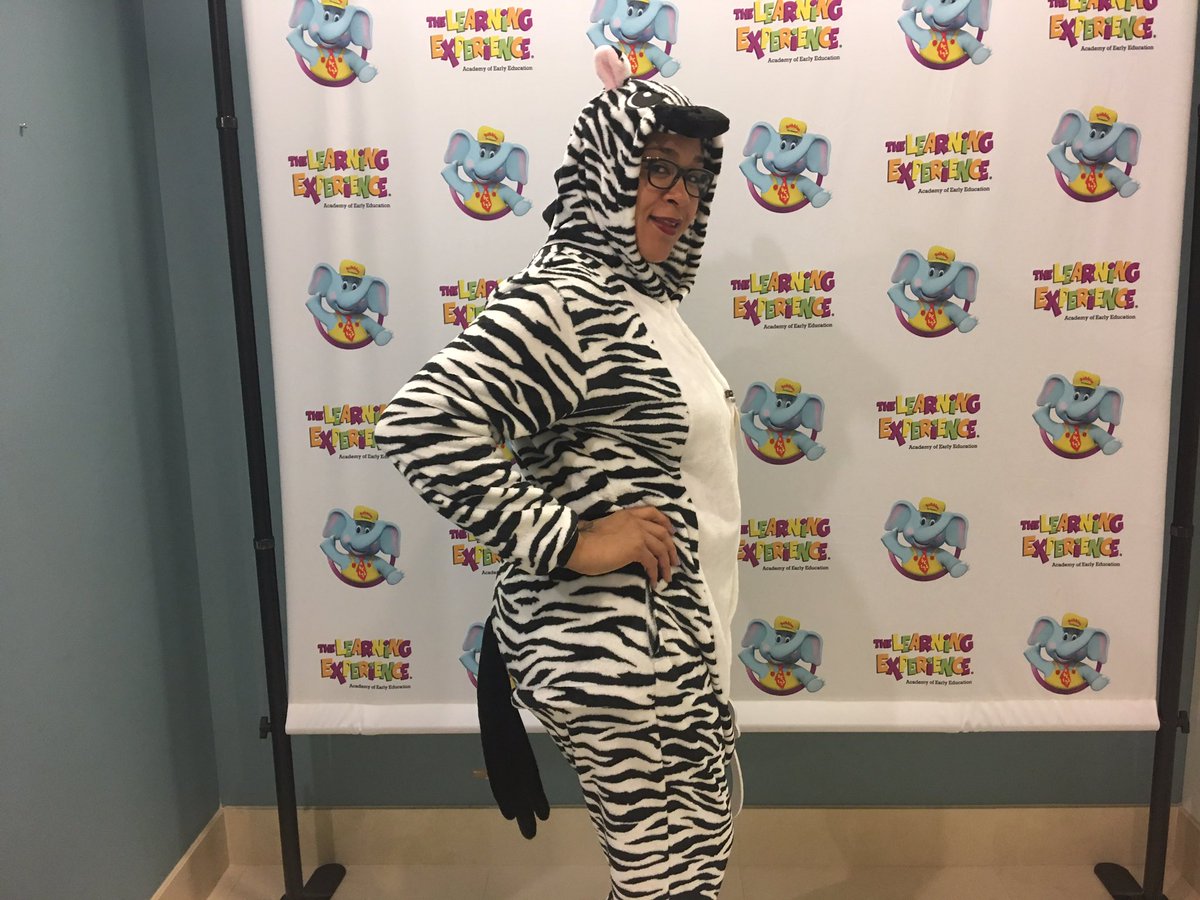 Mjrose007's tweet photo. Zoe The Zebra Visiting From Houston,TX Today! Zoe's EXCITED to see some of her Other Phonics Friends Today!
#LEARNPLAYGROW https://t.co/RFlpFgHGPQ