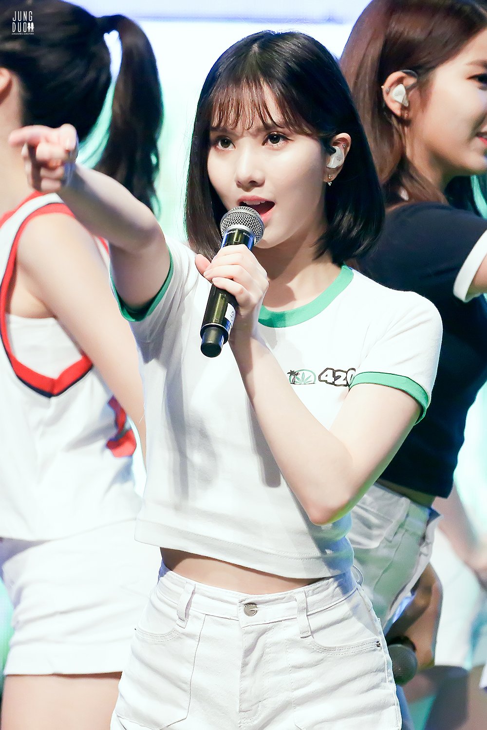 DFBTAbEV0AAM8r5.jpg:large