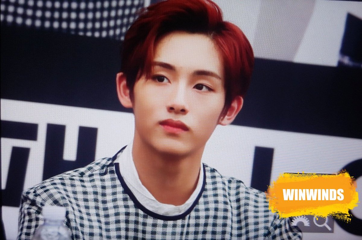 WINWINDS_C's tweet photo. 170718  #WINWIN  😇😇 https://t.co/dQJ2uS3iXe