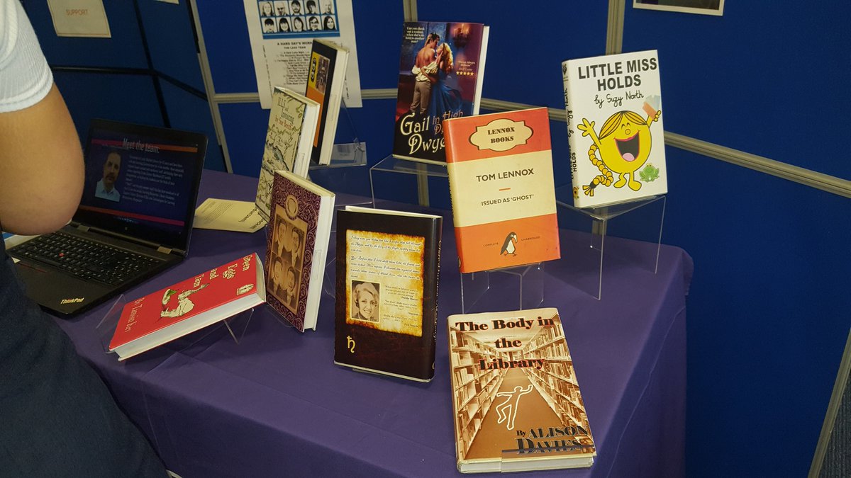 stirli02's tweet photo. Fantastic posters and displays have been created by all the teams in the library! #lliconf17 https://t.co/fS9HfST3dQ