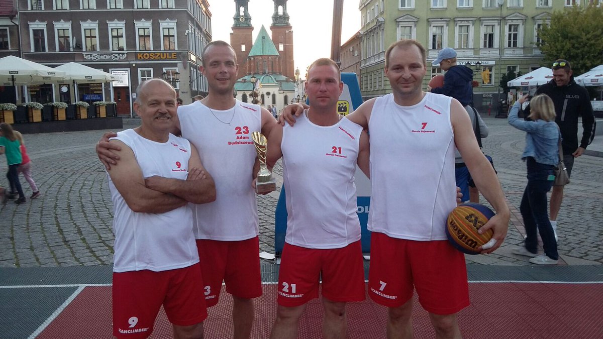 ScanclimberOy's tweet photo. #Scanclimber #wins #International #Basketball #tournament in #Gniezno #Poland, Category: ‘Local companies and Institutions’. Here r few pics https://t.co/60uCuLInO8