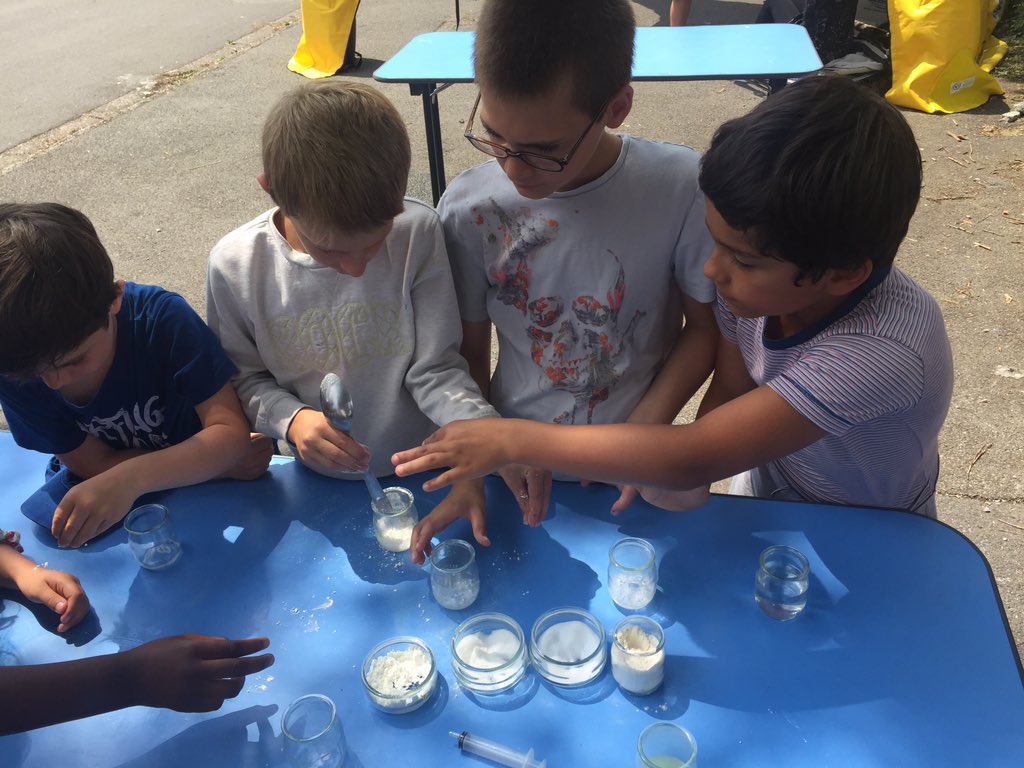 PetitsDebsBrest tweet media