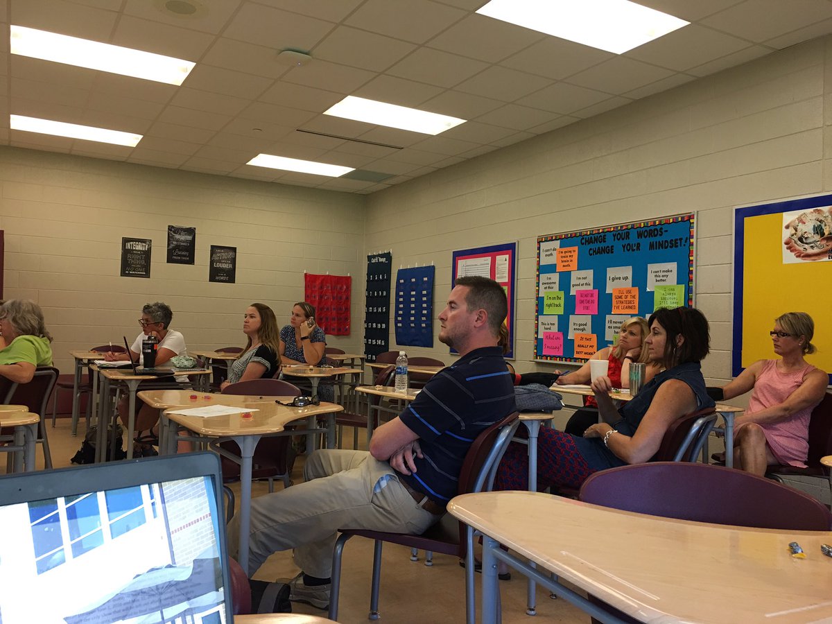 JSueHawley's tweet photo. JC teachers spending this summer day learning about GENIUS HOUR and we are so excited!!!!! #JCTechDay @jcityTNschools https://t.co/rGDB2QCEZv