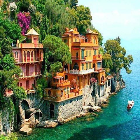 PescaSpRomano's tweet photo. Portofino https://t.co/CHfqTK5ke0