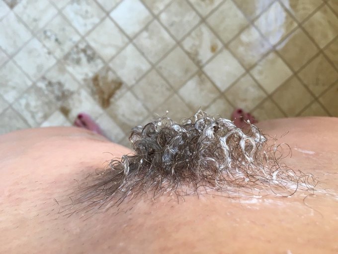 When you care about your pubic hair being as soft as your hair🤣 https://t.co/UJTXK4Mrdm<a href="/tag/raiders"class="tags"><span>#raiders</span></a>