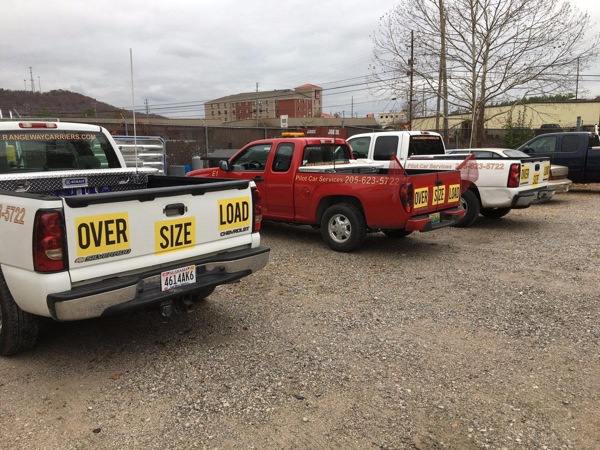RWCarriers's tweet photo. Ask @RWCarriers about our pilot cars,All our drivers are Washington State Certified! #pilotcars #PEVO #escorts #oversizedfreight #superloads https://t.co/PtP2dzJCJ0