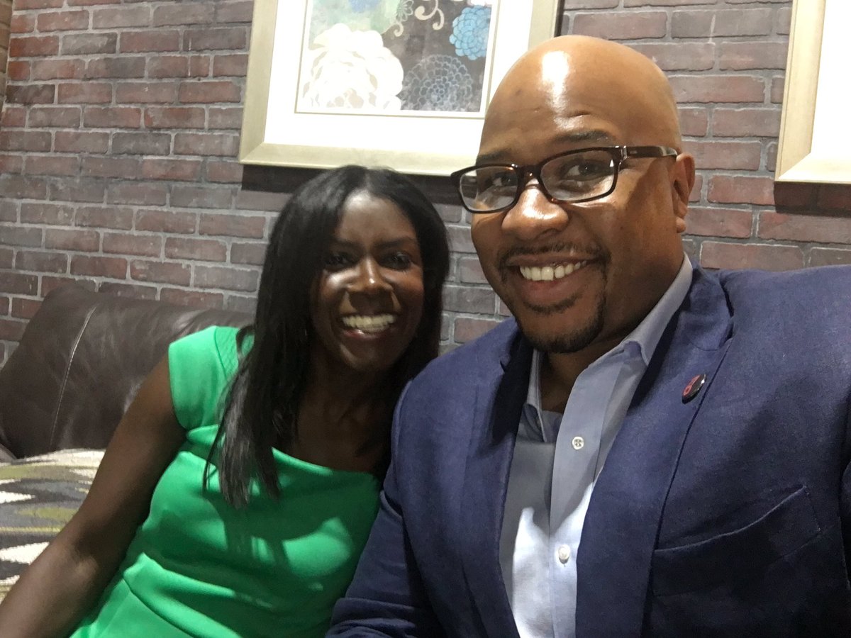 NHarringtonJr's tweet photo. Are you ready for today's segment on #Fox2 #Thenine #techtalk #cyberbullying with the infamous  @TeresaMask https://t.co/Ac0Do2ldJN