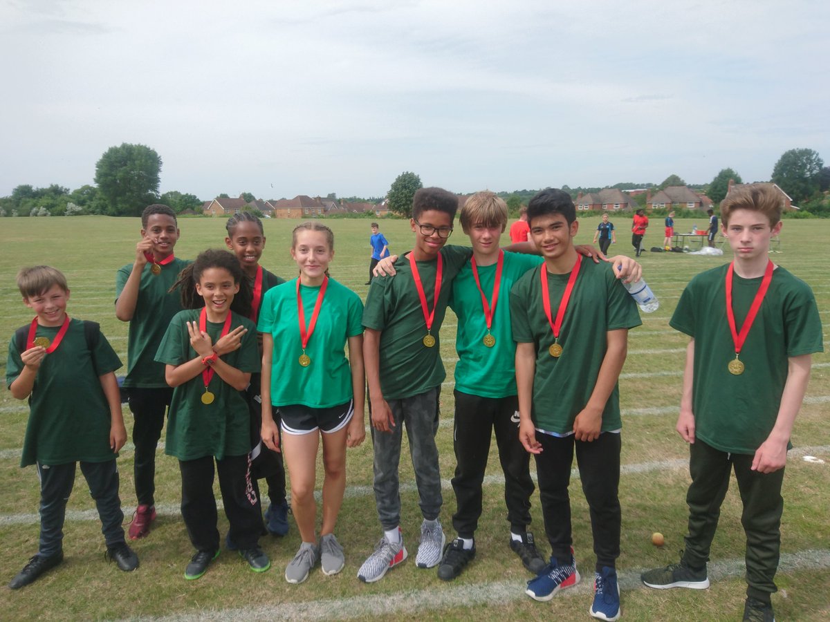 DanPitt03's tweet photo. @OrchardSchoolPE So proud of these Pethick record breakers!  A great race https://t.co/PY45mwsraJ