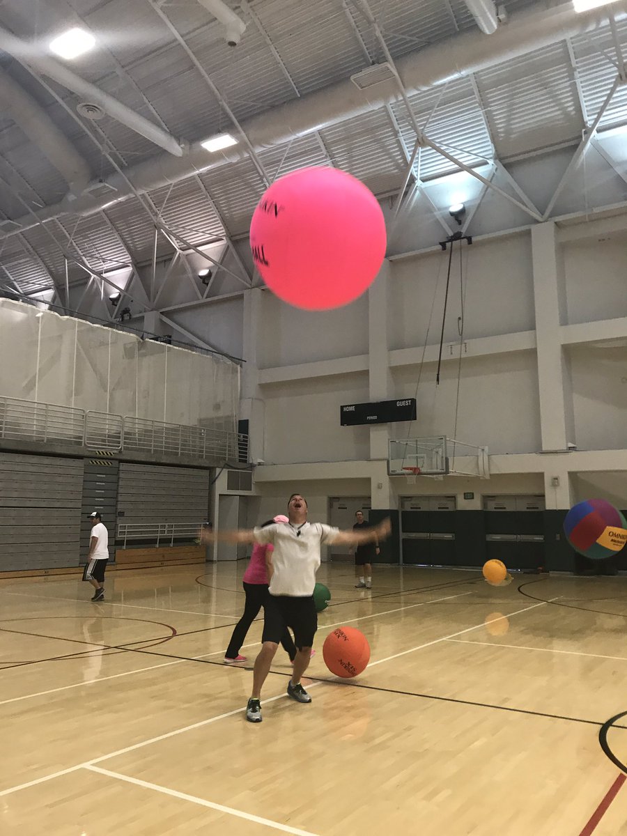 SalfenSamantha's tweet photo. Great Morning for a little fun! @JohnJonesPE #omnikin #PEACH2017 #PEGeeks https://t.co/QukDoSVRs8