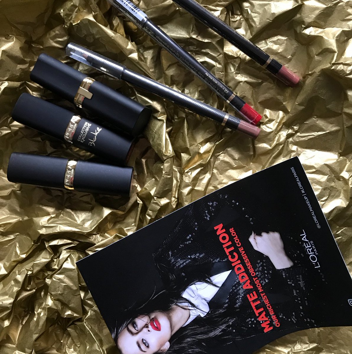 RawLewdIndecent's tweet photo. #lorealparis @lorealmakeup https://t.co/Z5BaLPL59Q