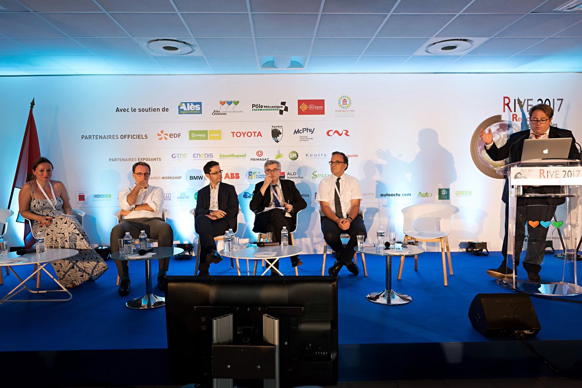 RIVEevent's tweet photo. #RIVE2017 Les photos sont arrivées on remercie tous les congressistes pour ces deux jours d'échanges et de partage #Alès #Écologie #Voitures https://t.co/OcfnicyKKS