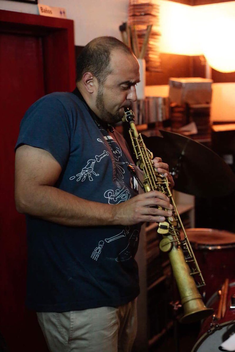contrajazzymas's tweet photo. La historia de la #jamsession de ayer de #Pizza #Jazz #Café en las #fotos de @Lordoberman. https://t.co/szPfGuepbQ