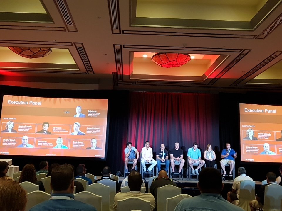 sma11ville's tweet photo. #McAfeeTF17 #lamMp https://t.co/ItiqKI7CvX