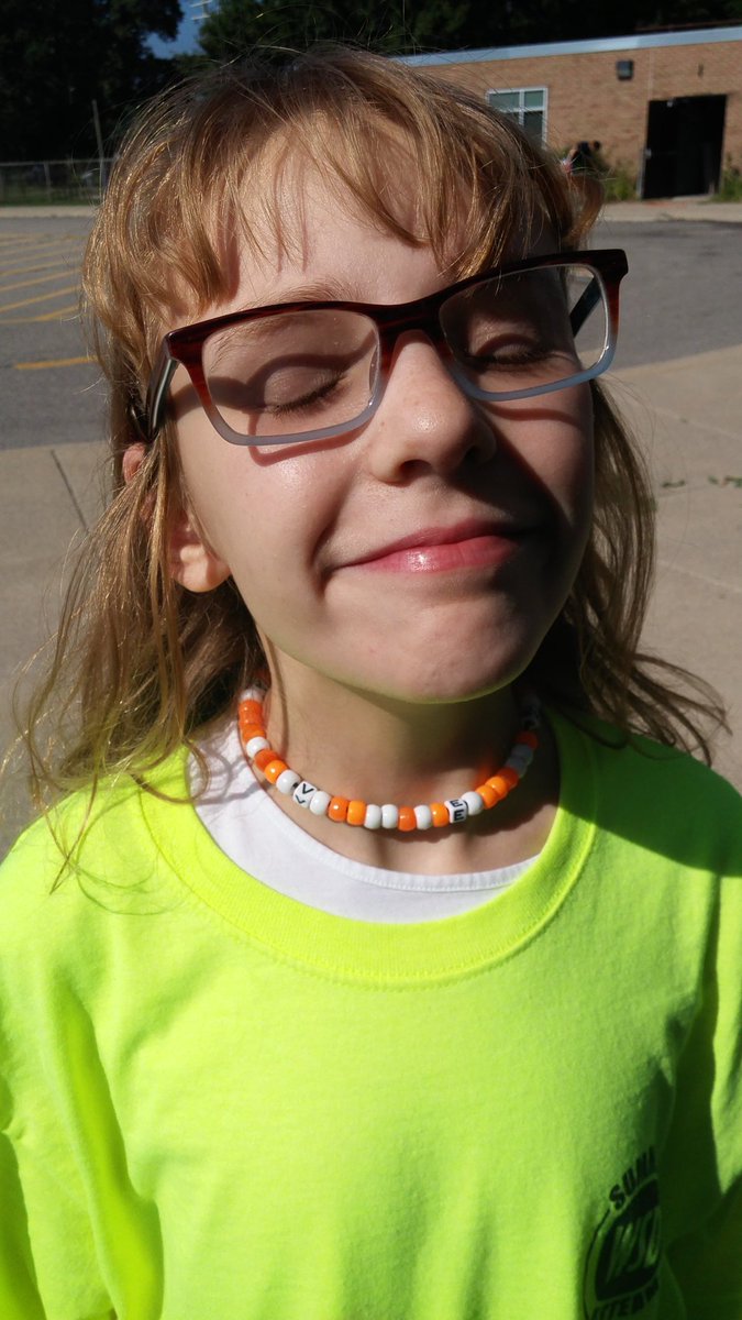 determan_k's tweet image. STEAM camp fun. Binary Code necklaces are cool! #WSDsummerSTEAM #oaktech #k12artchat #make2learn #